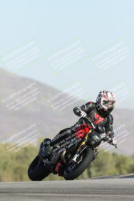 media/Dec-01-2025-Moto Forza (Mon) [[2daa91e15f]]/2-Intermediate Group/Session 2 Turn 9 Entry/